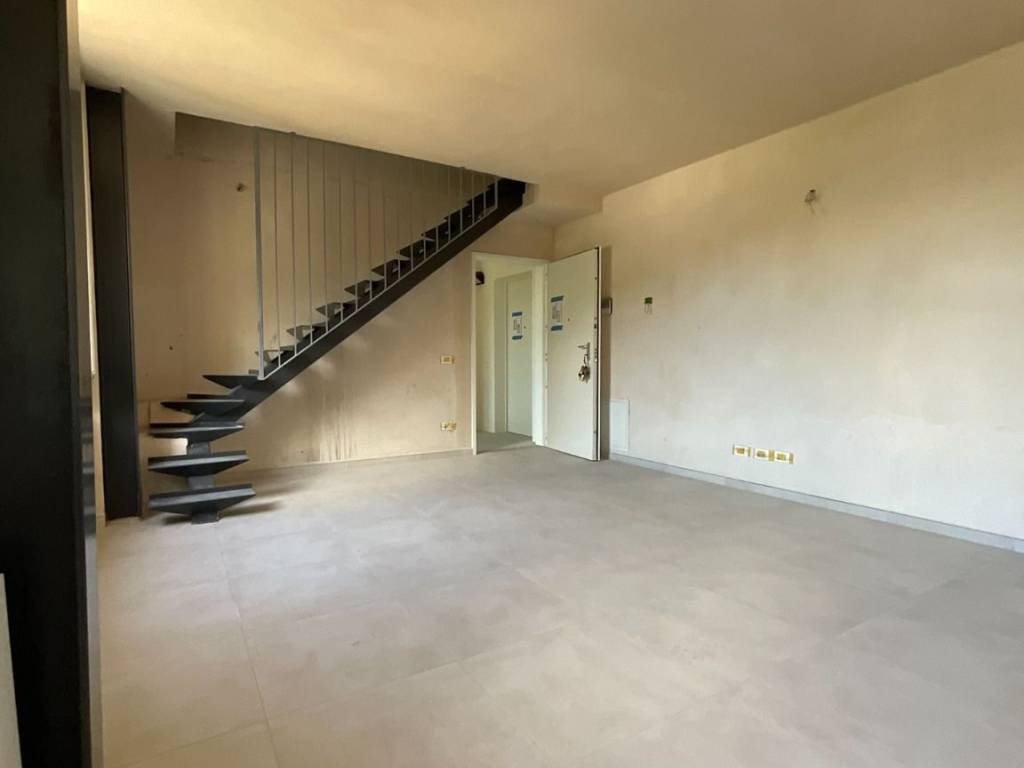 Appartamento a Cannobio in Via Paolo Zaccheo, 16 - Foto 3