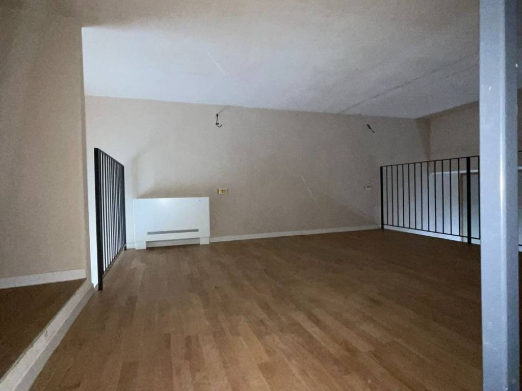 Appartamento a Cannobio in Via Paolo Zaccheo, 16 - Foto 4