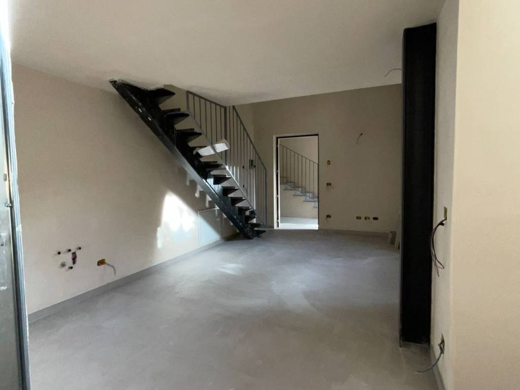 Appartamento a Cannobio in Via Paolo Zaccheo, 16 - Foto 3