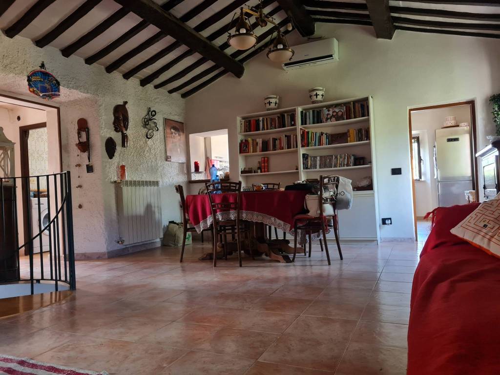 Casa indipendente a Fara in sabina in Via dei Gracchi - Foto 2