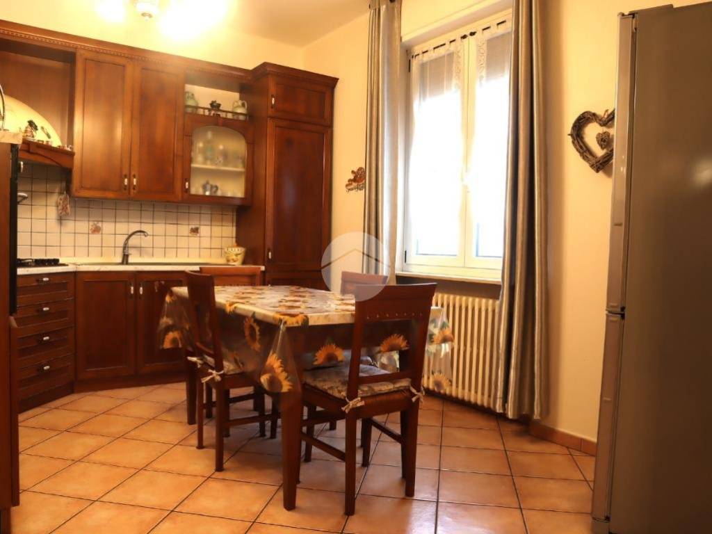 Appartamento a Valenza in Via Trieste, 23 - Foto 4