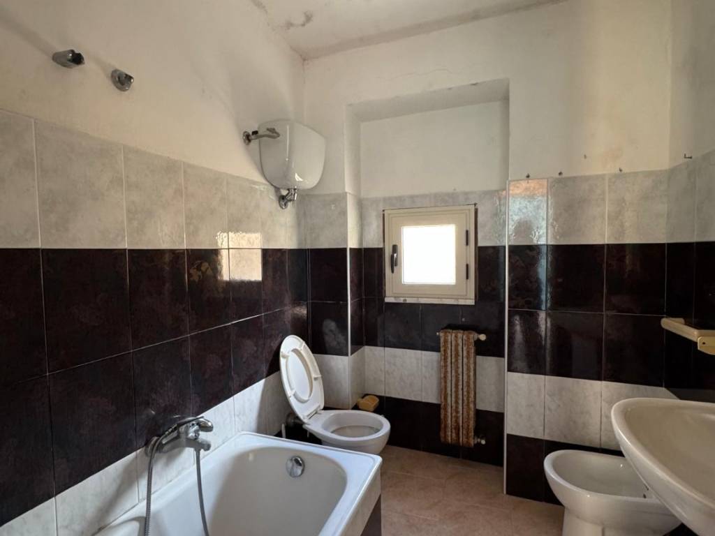 Casa indipendente a Lamezia terme in Via Giuseppe Garibaldi, 86 - Foto 5