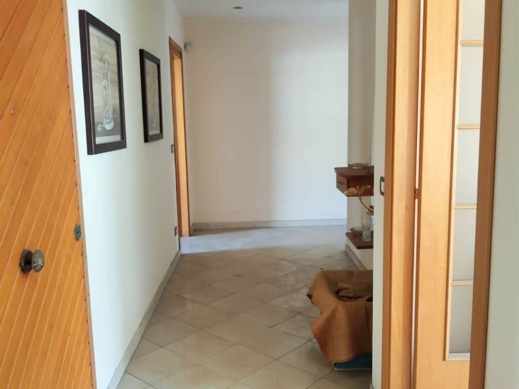 Appartamento a Aci catena in Via Europa, 10 - Foto 3