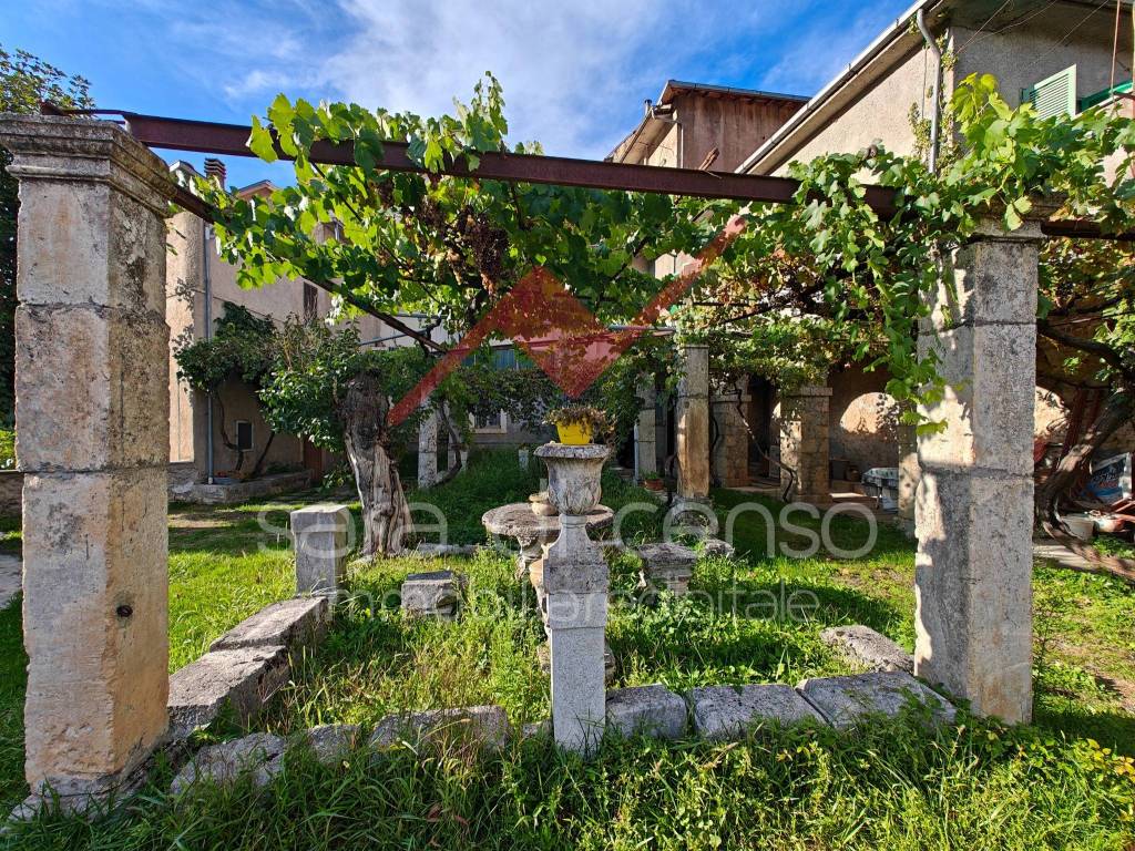 Appartamento a Capistrello in Via Fuori le Mura, 99 - Foto 2