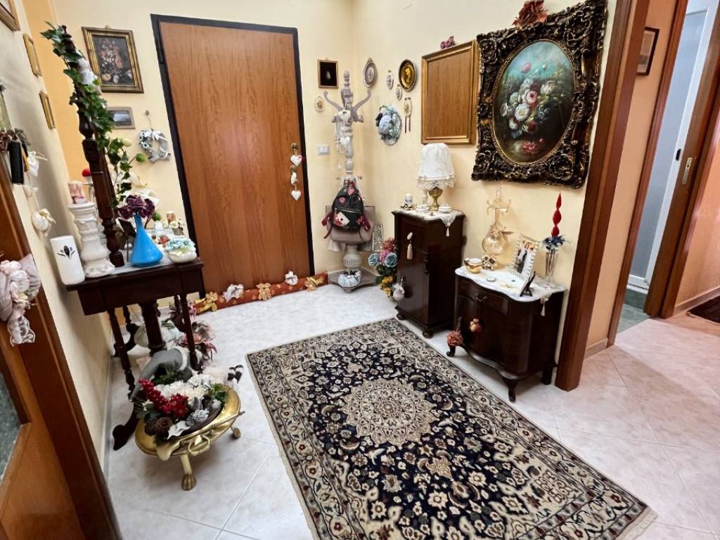 Appartamento a Siracusa in Viale Algeri, 73 - Foto 3