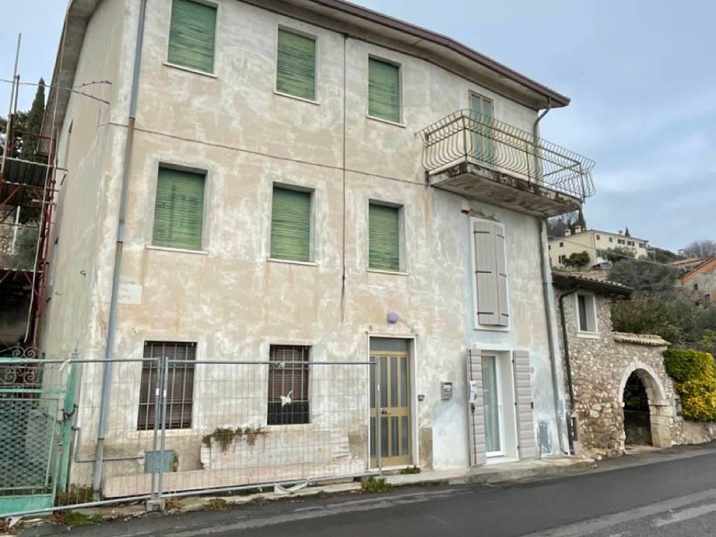 Rustico / casale a Cavaion veronese - Foto 2