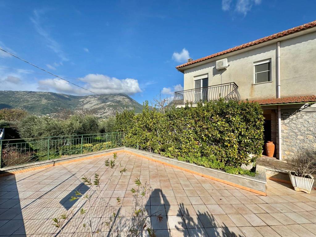 Villa a Terracina in Via di Pietra Stretta - Foto 5