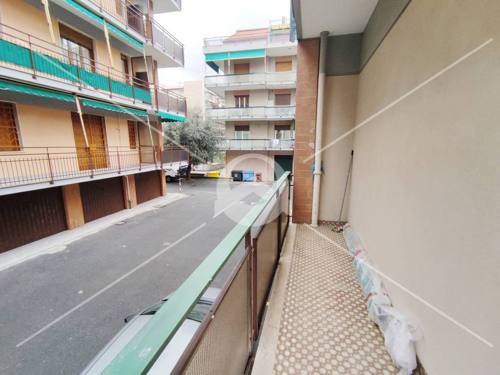 Appartamento a Loano in Piazza Anton da Noli, 2 - Foto 3