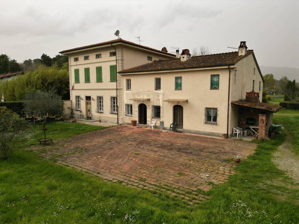 Villa a Porcari in Via Sbarra - Foto 2