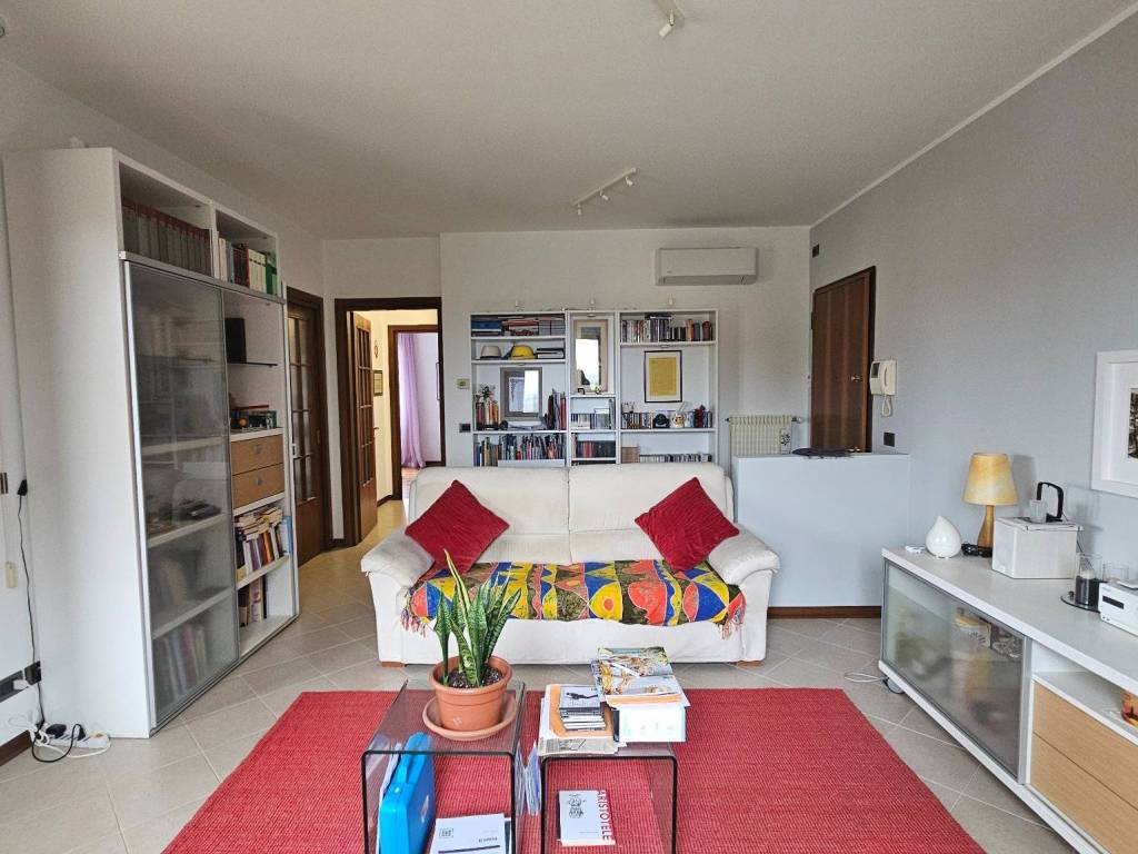 Appartamento a Udine in Via Monte Cimone, 54 - Foto 2