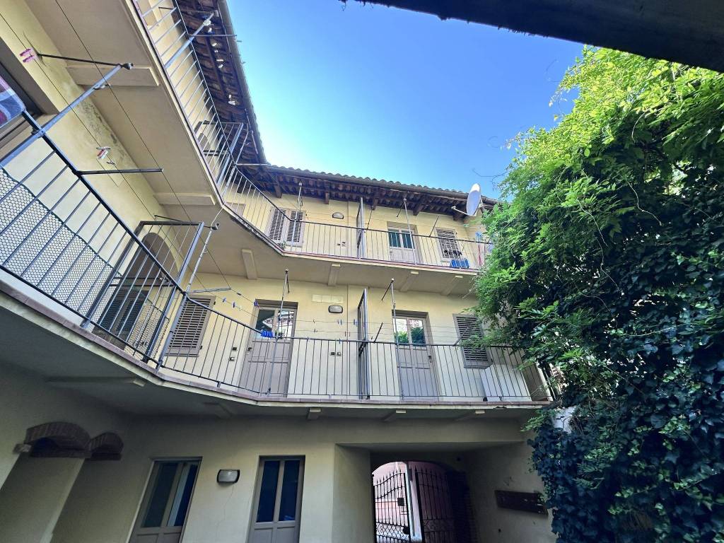 Appartamento a Alba in Via Generale Giuseppe Govone, 7 - Foto 2