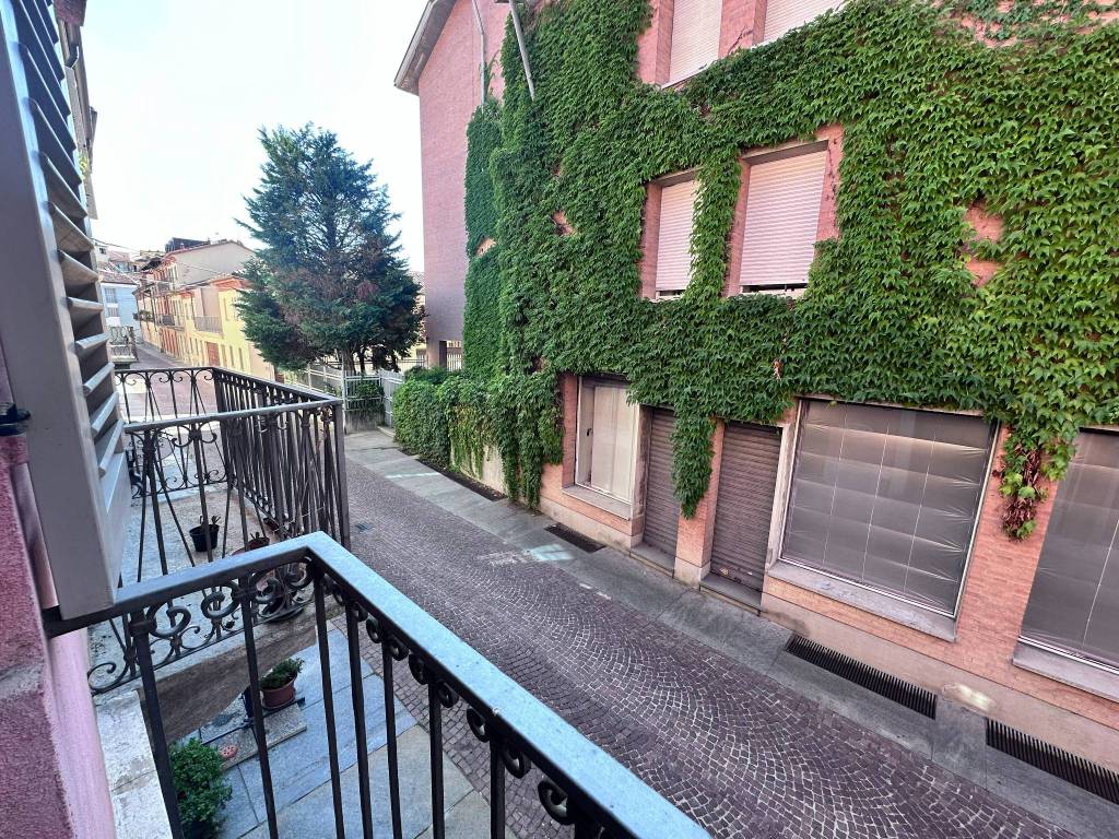 Appartamento a Alba in Via Generale Giuseppe Govone, 7 - Foto 5