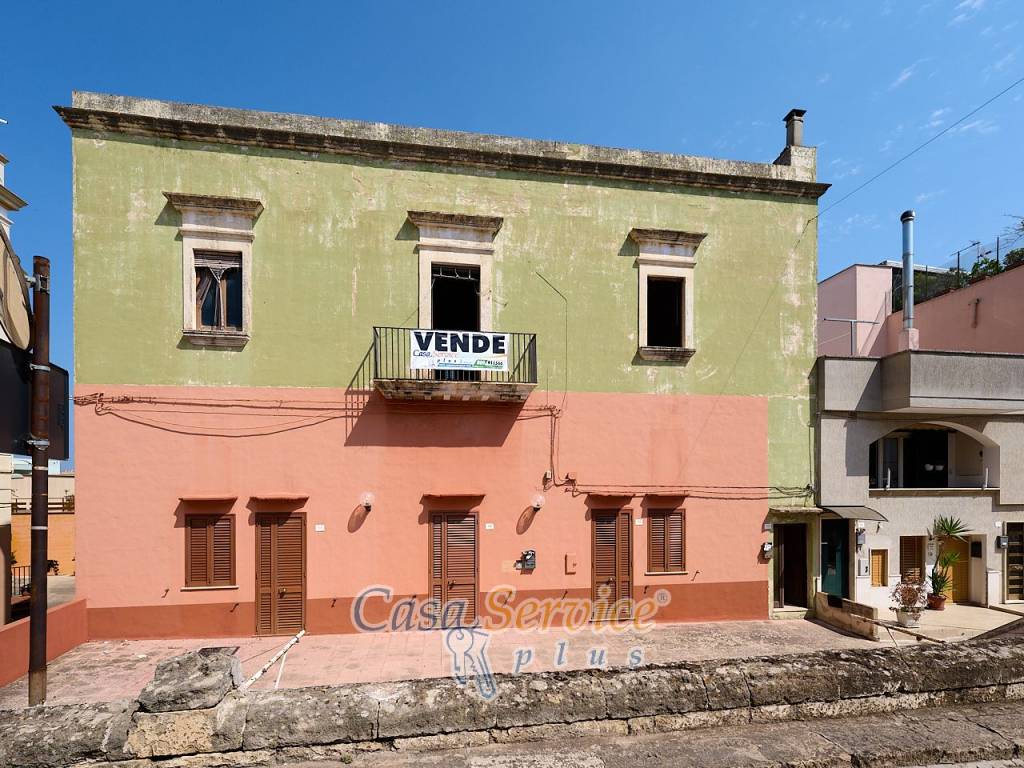 Casa indipendente a Alezio in Via Roma - Foto 2