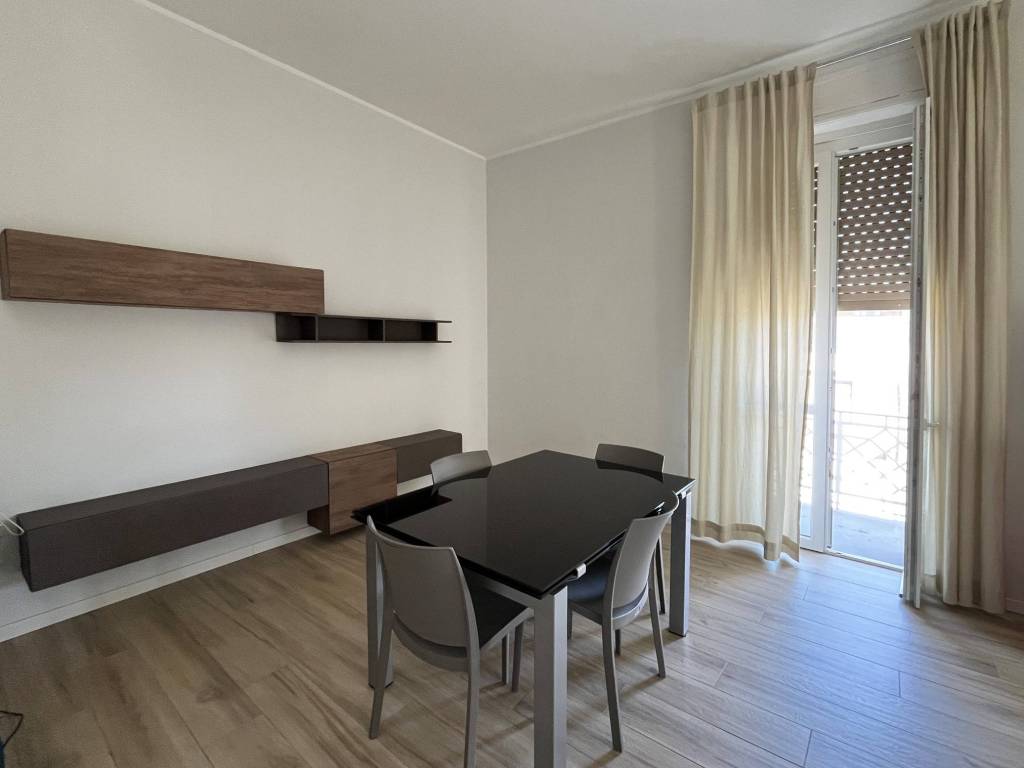 Appartamento a Alessandria in Via Vincenzo Bellini, 12 - Foto 2