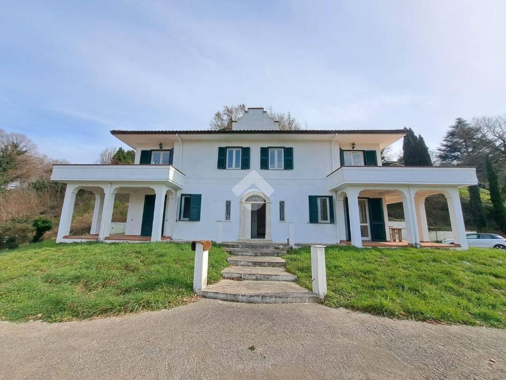 Villa a Patrica in Contrada Fontana dei Conti - Foto 2