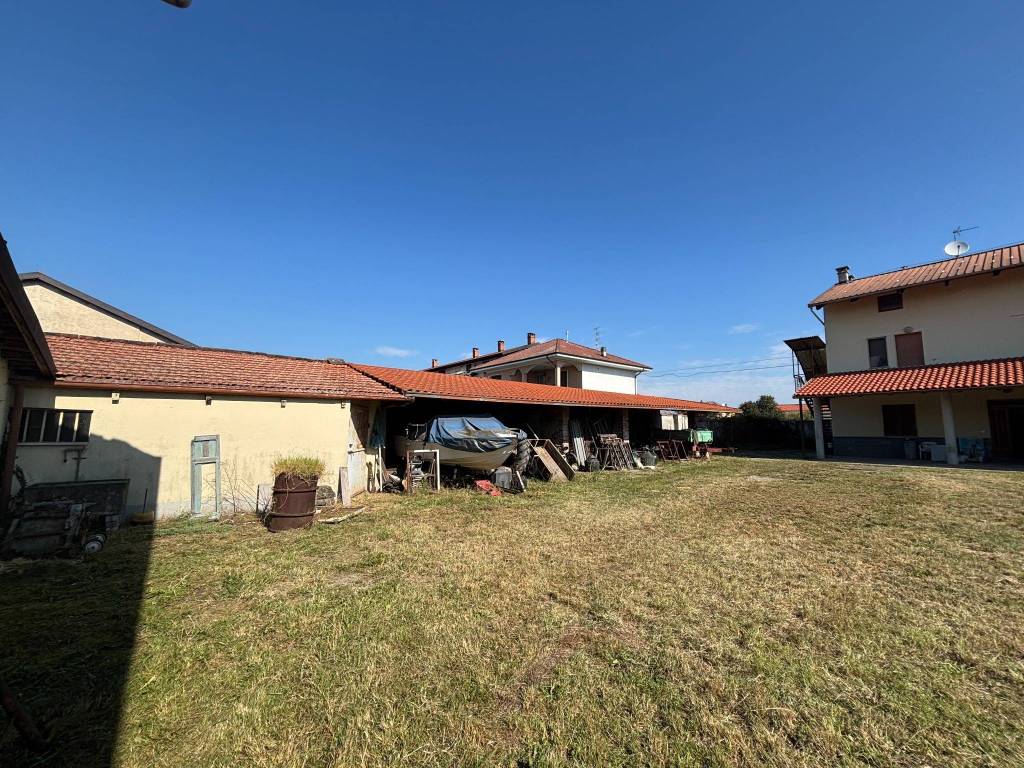 Villa a Alice castello in Via Santhià, 49 - Foto 3