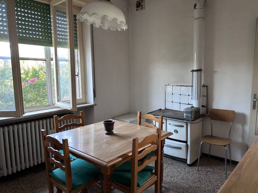 Villa a Dorno in ROBERTO CORDARA, 29 - Foto 5