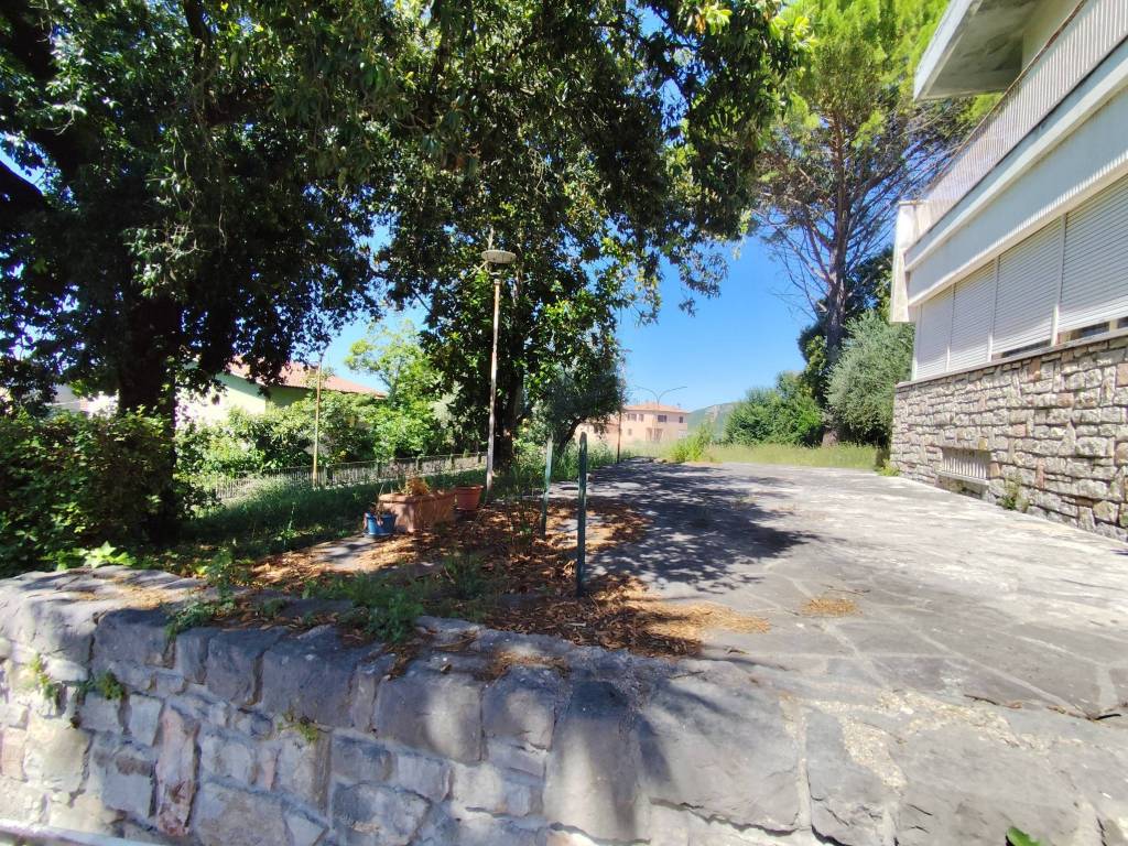 Villa a Amelia in Via Alexander Langer, 2 - Foto 4