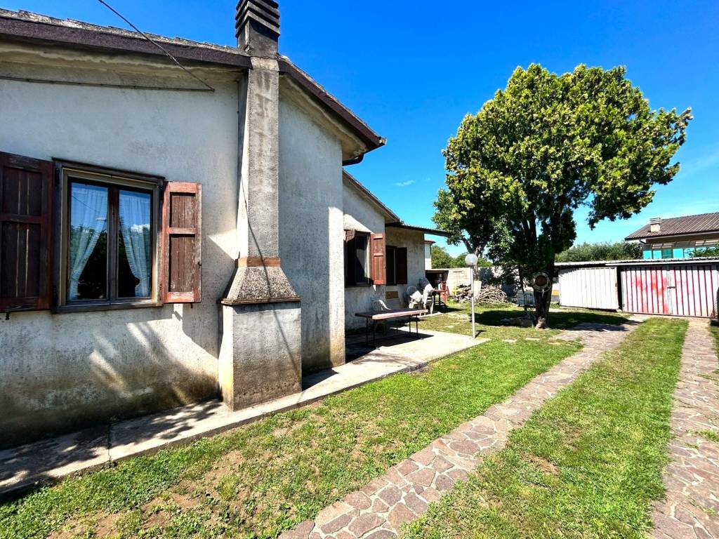 Casa indipendente a Gradisca d'isonzo in Via Palmanova, 49 - Foto 5