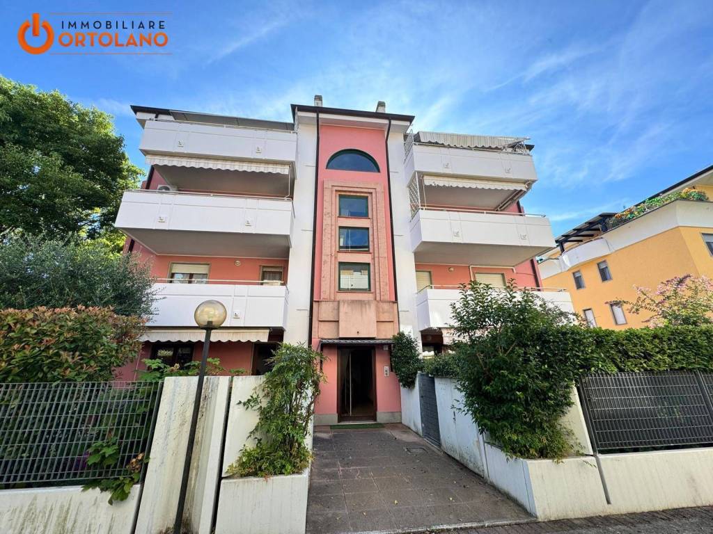 Appartamento a Monfalcone in Via Costanzi - Foto 2