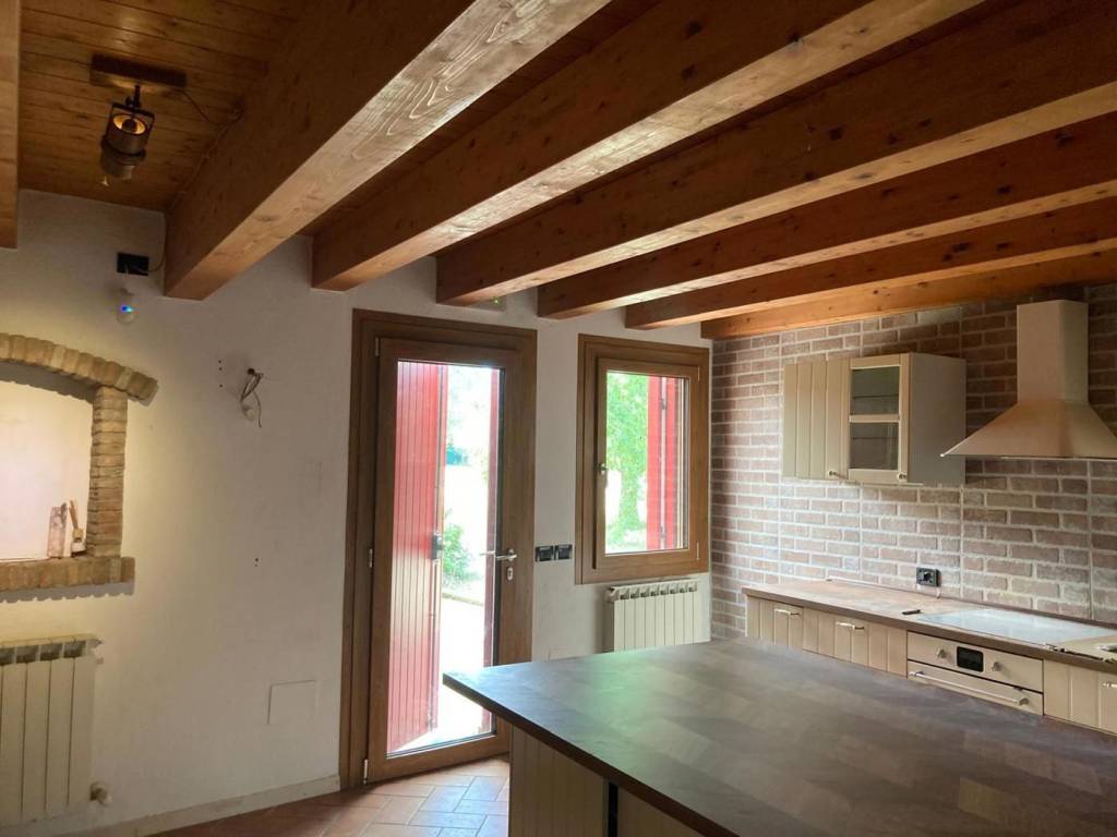 Casa indipendente a Papozze in PAPOZZE Via Caderuschi, 0 - Foto 3