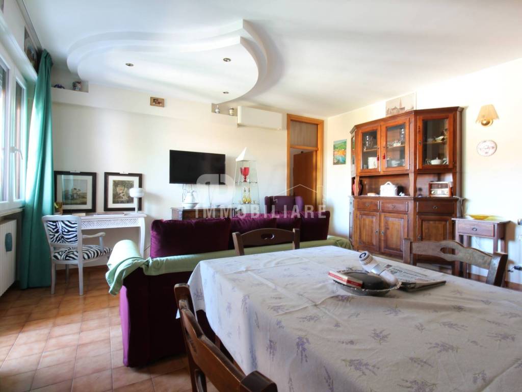 Appartamento a Riccione in Viale Amatore Sciesa - Foto 2