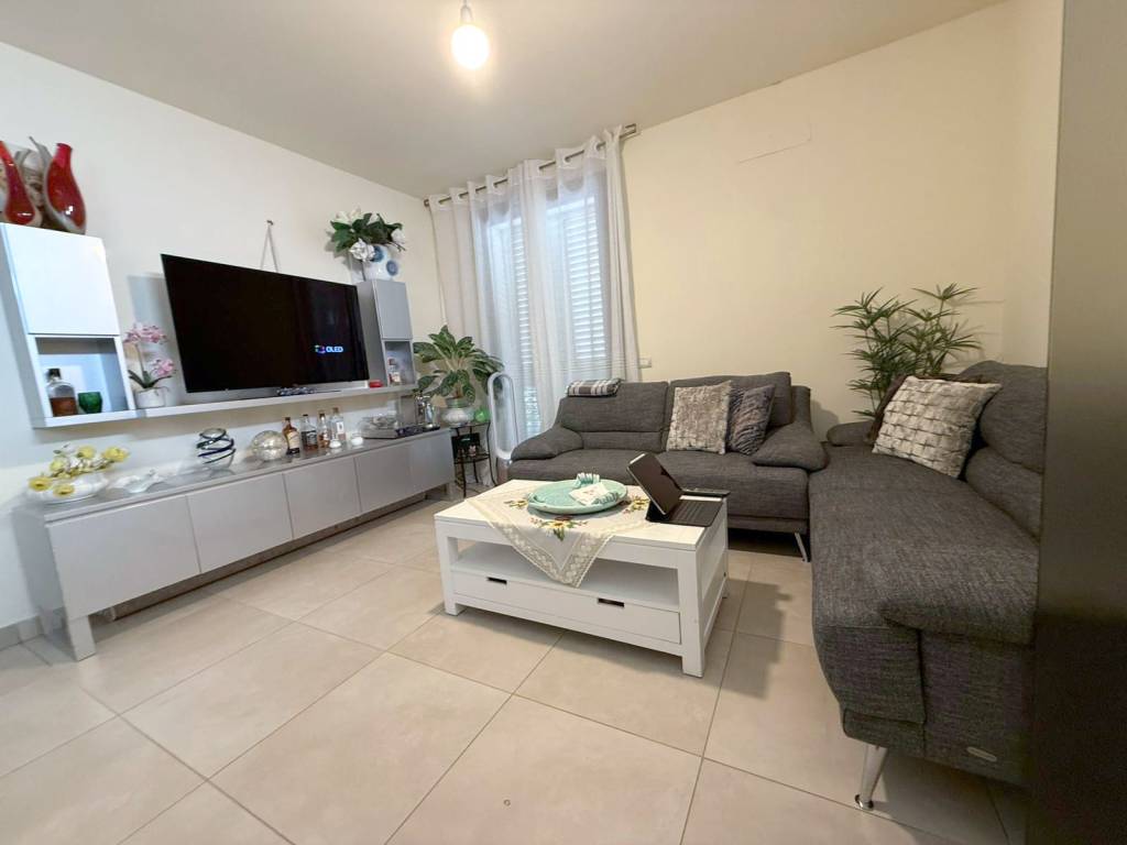 Appartamento a Riccione in Viale Armando Diaz - Foto 3