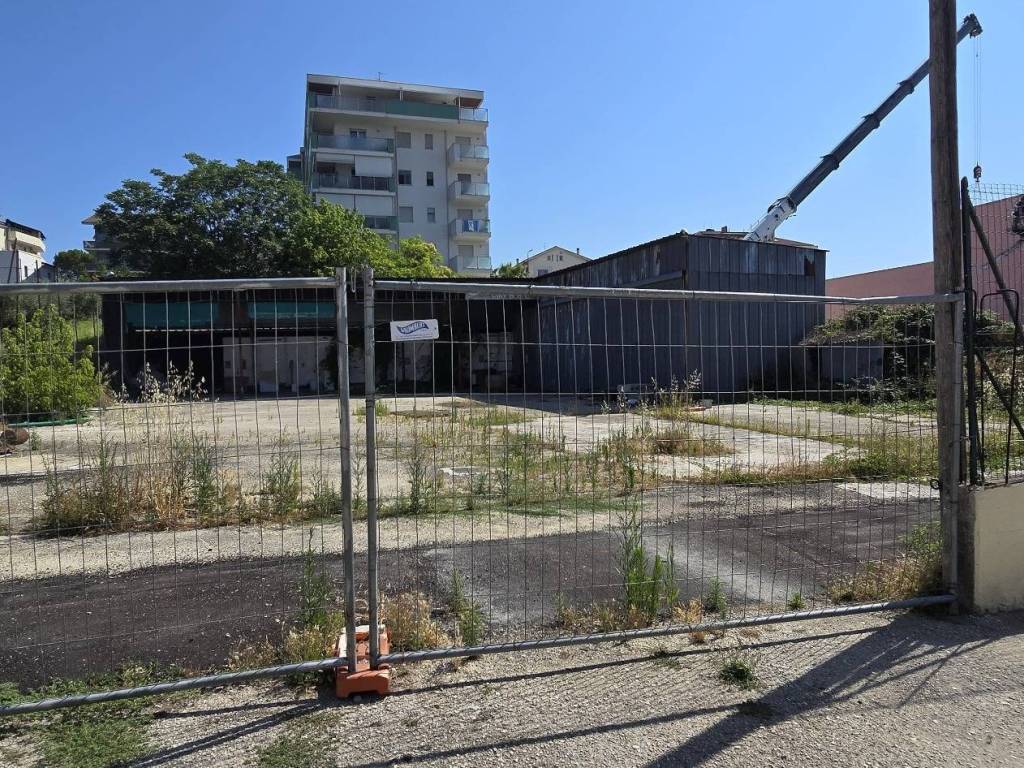 Terreno a Spoltore in Via Oslo, 16 - Foto 4