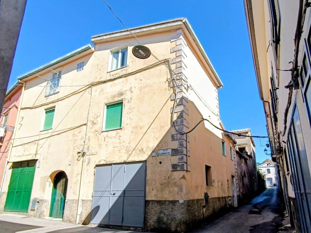 Appartamento a Giffoni valle piana in Via Giovanni Marano - Foto 2