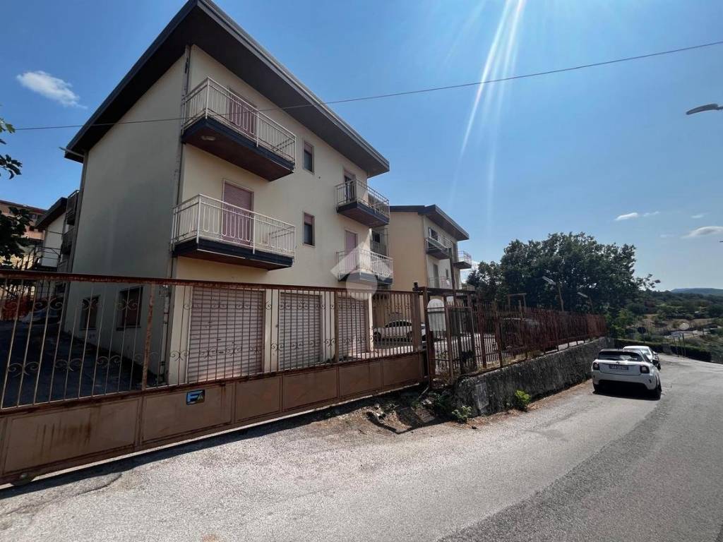 Appartamento a Pignola in Via Camillo Luigi Coiro, 5 - Foto 3