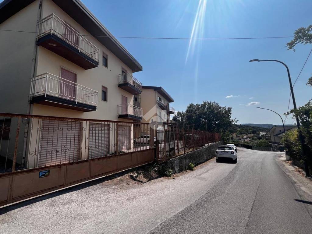 Appartamento a Pignola in Via Camillo Luigi Coiro, 5 - Foto 4