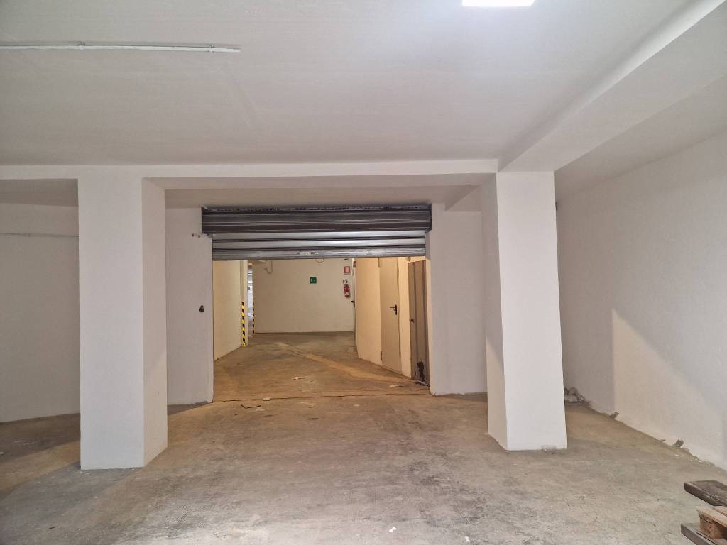Box / garage a Imperia in Via Giuseppe De Sonnaz, 55 - Foto 4