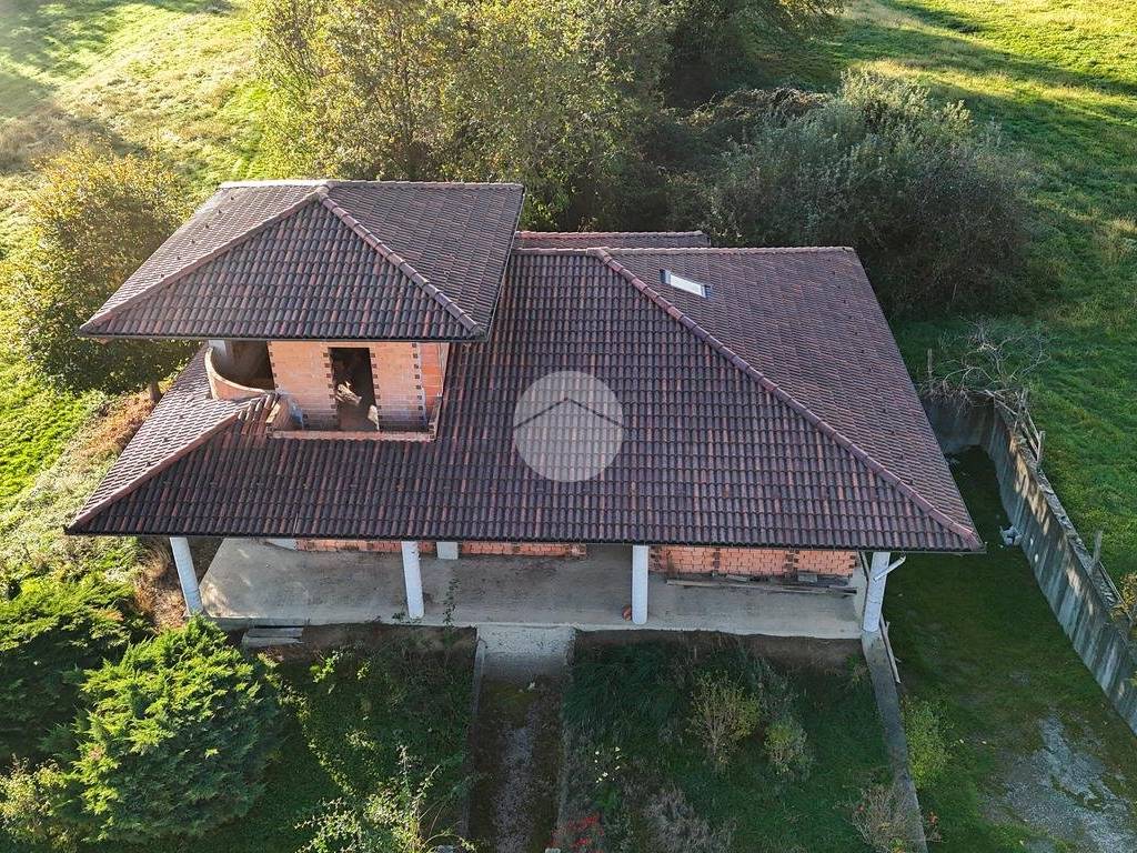 Villa a Bagnolo piemonte in Via Castello, 11 - Foto 4