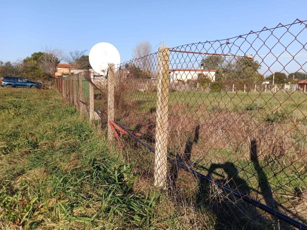 Terreno a Aprilia in Via Filicudi - Foto 4