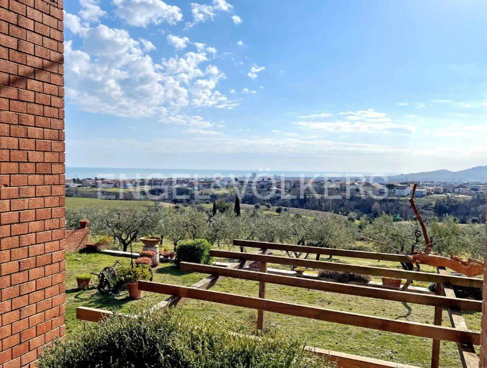 Villa a Porto sant'elpidio in Strada Provinciale Corvese - Foto 3