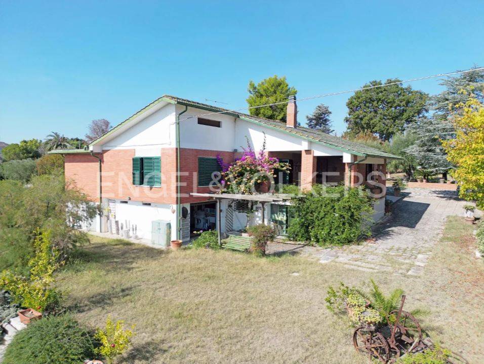 Villa a Porto sant'elpidio in Strada Provinciale Corvese - Foto 5
