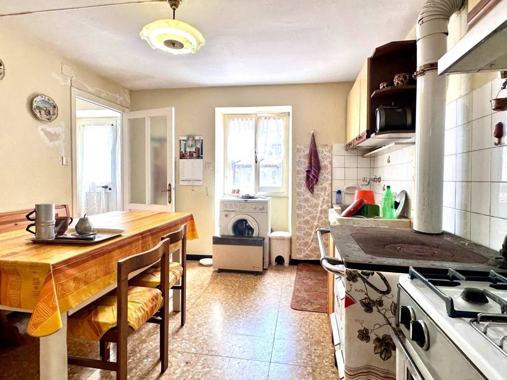 Casa indipendente a Torriglia in Località Bavastri - Foto 4