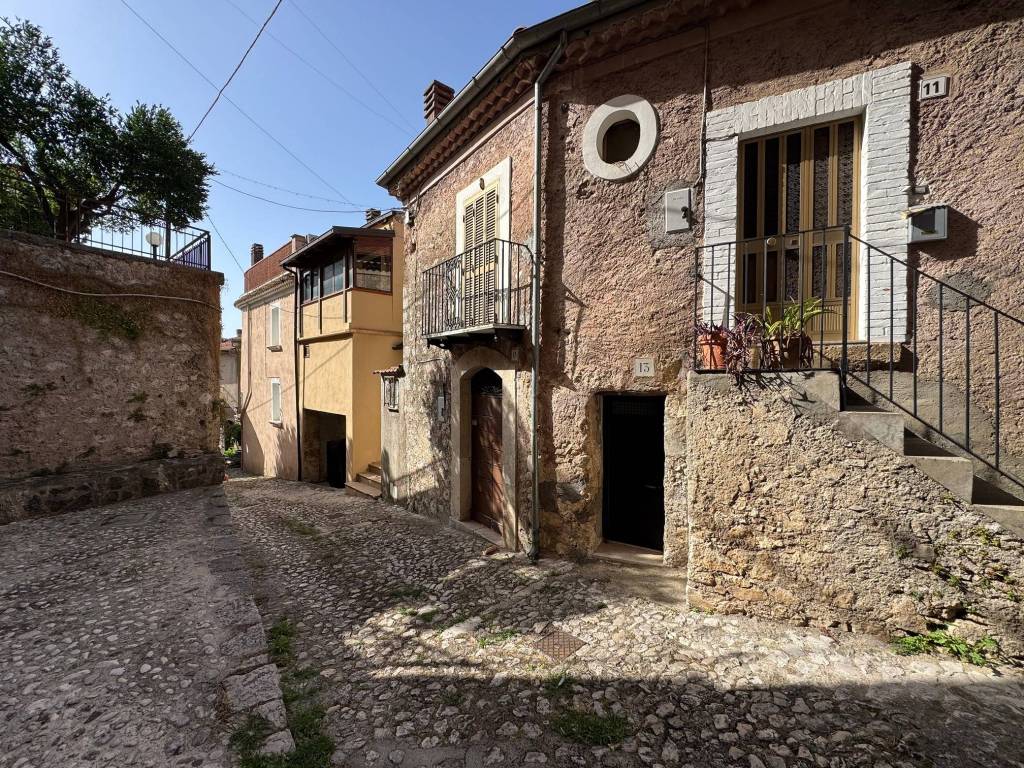 Casa indipendente a Roccasecca in Via Vittorio Tempesta - Foto 2