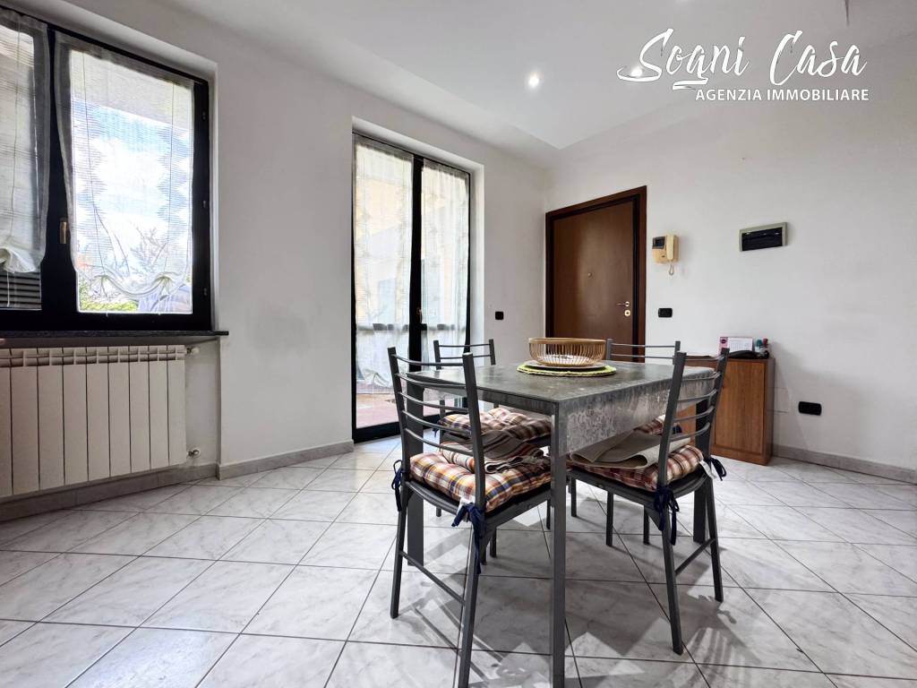 Appartamento a Castelletto sopra ticino in Via Aronco - Foto 4