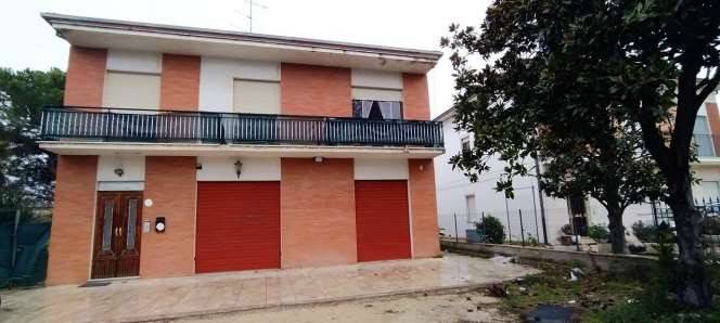Casa indipendente a Sant'elpidio a mare in Strada Faleriense - Foto 2