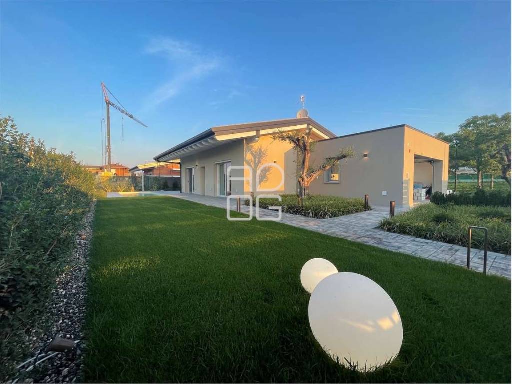 Villa a Pozzolengo in Via Monzambano - Foto 2