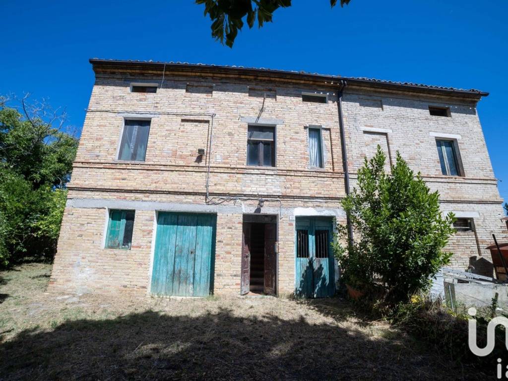 Rustico / casale a Treia in Contrada Chiaravalle, 13 - Foto 2