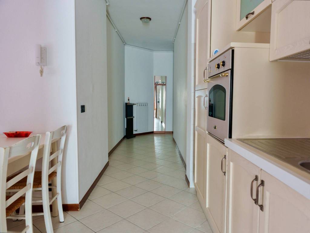 Appartamento a Verbania in Corso Lorenzo Cobianchi - Foto 3