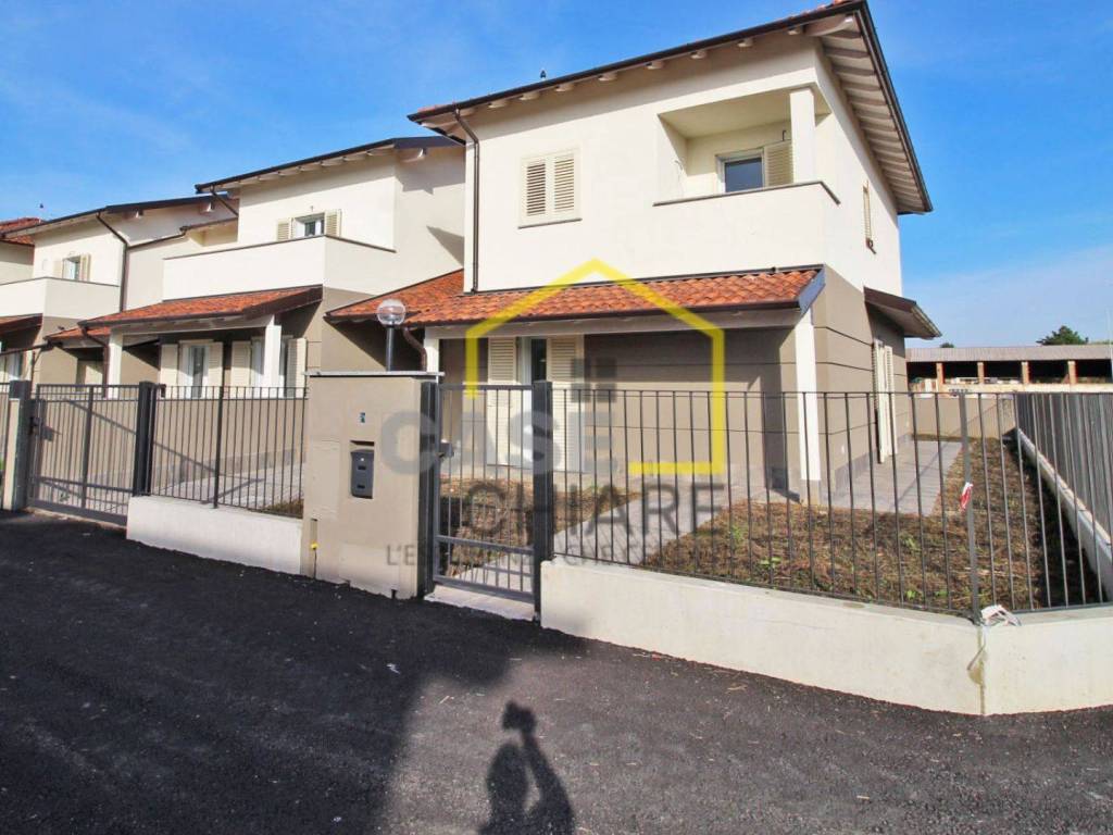 Villa a Vellezzo bellini in Via Roma - Foto 4