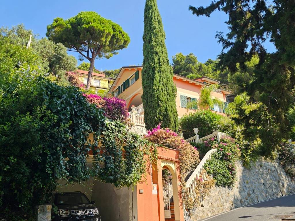 Villa a Andora in Via Orizzonte - Foto 2