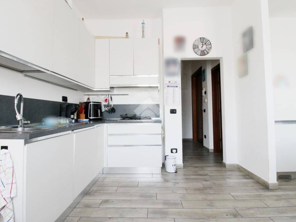 Appartamento a Prato in Via Medaglie D'oro - Foto 3