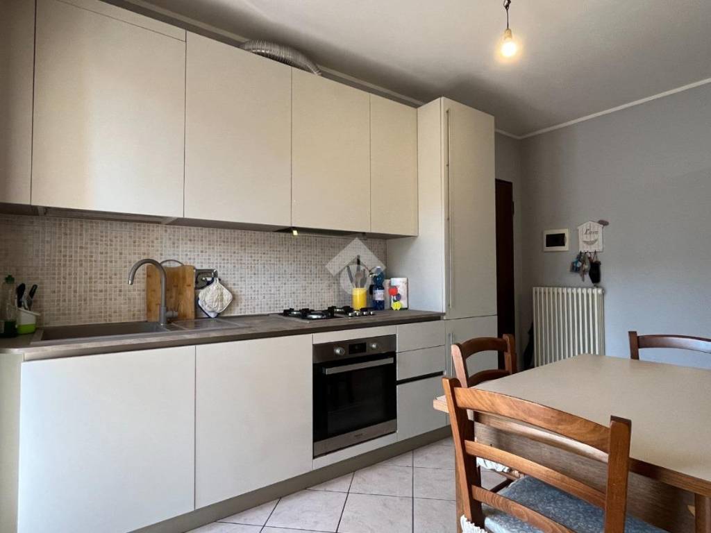Appartamento a Reggio emilia in Via Imre Nagy, 1 - Foto 2
