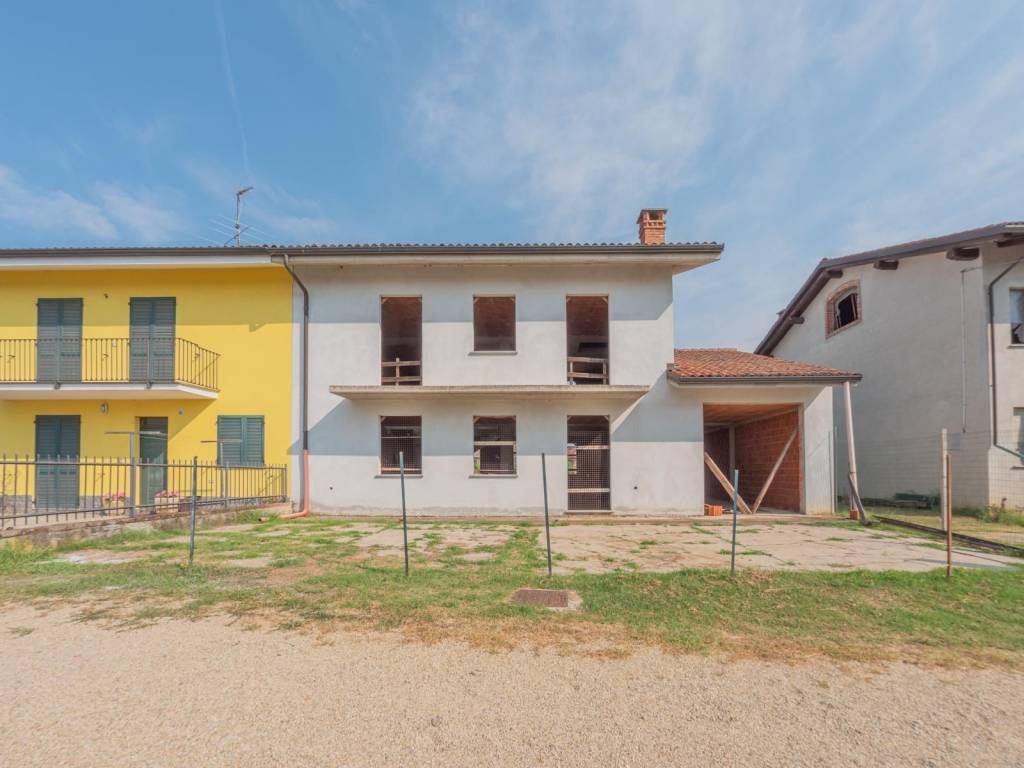 Villa a Asti in Frazione Quarto Inferiore - Foto 2
