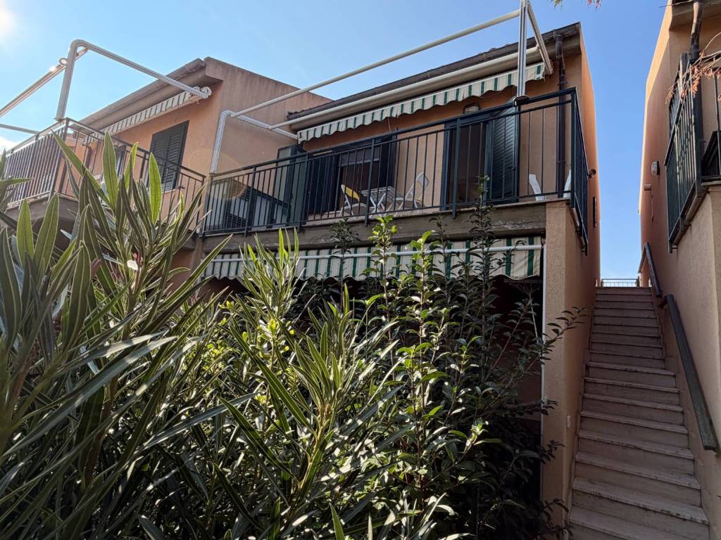 Appartamento a Campofelice di roccella in Viale delle Tribune - Foto 4