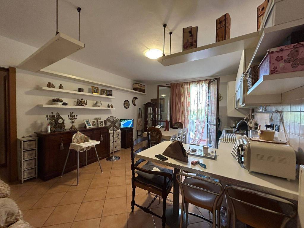 Appartamento a Reggio emilia in Via Simone Ardizzone - Foto 5